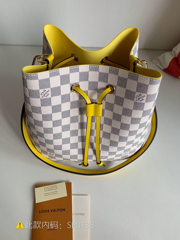 Luxurious Totes - Latest - 9760