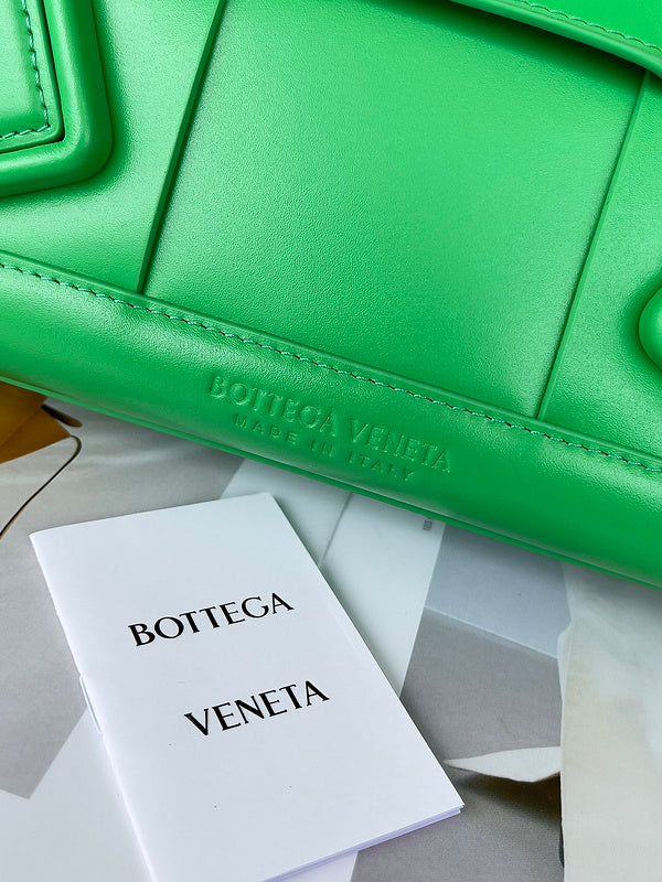 Luxurious Totes - Latest - 6936