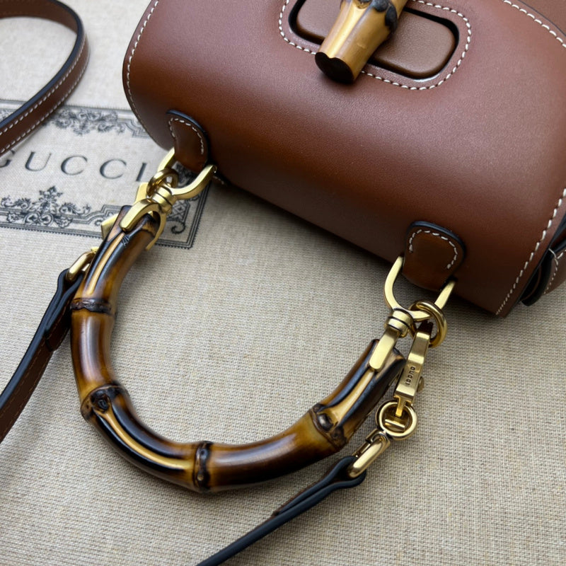 GUI - Luxurious Totes - 080