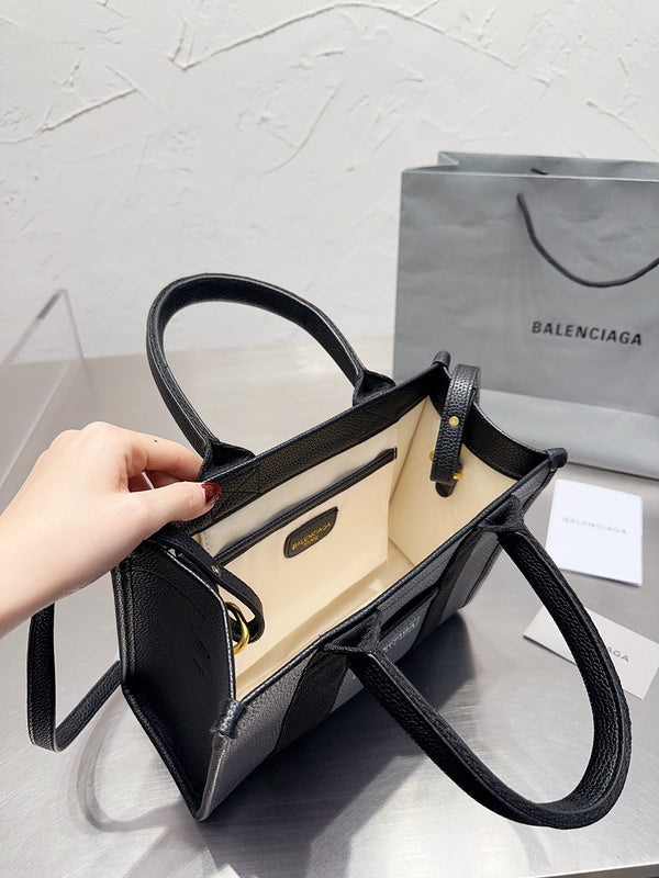 Luxurious Totes - BGA2 Bags - 300