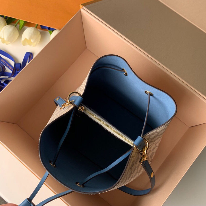 Luxurious Totes - Latest - 9739