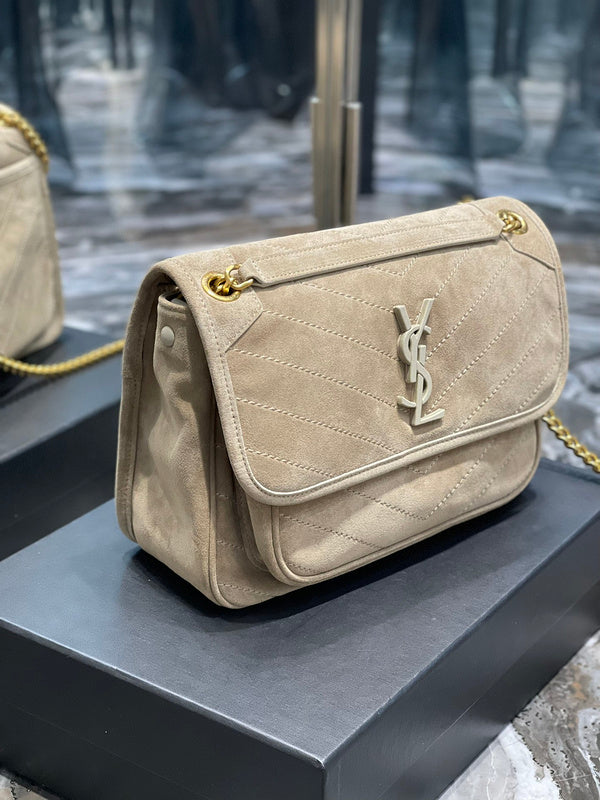 Luxurious Totes - Latest - 8529