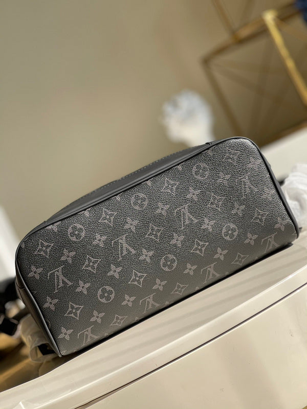 LOV - Luxurious Totes - 640