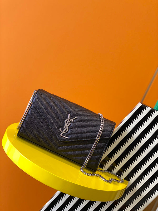 Luxurious Totes - Latest - 8652