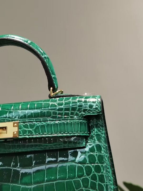 HMS - Luxurious Totes - 027