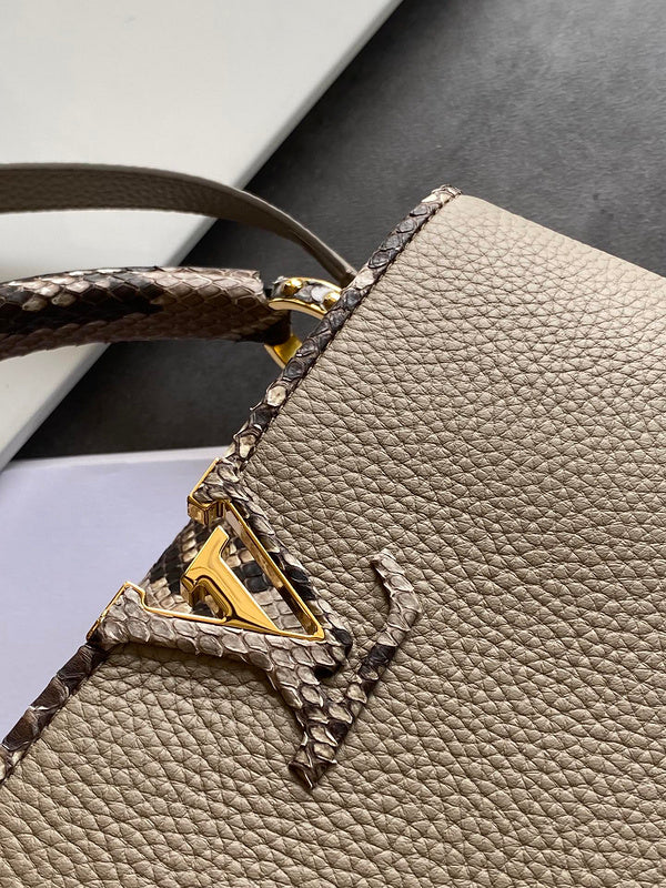 LOV - Luxurious Totes - 2199