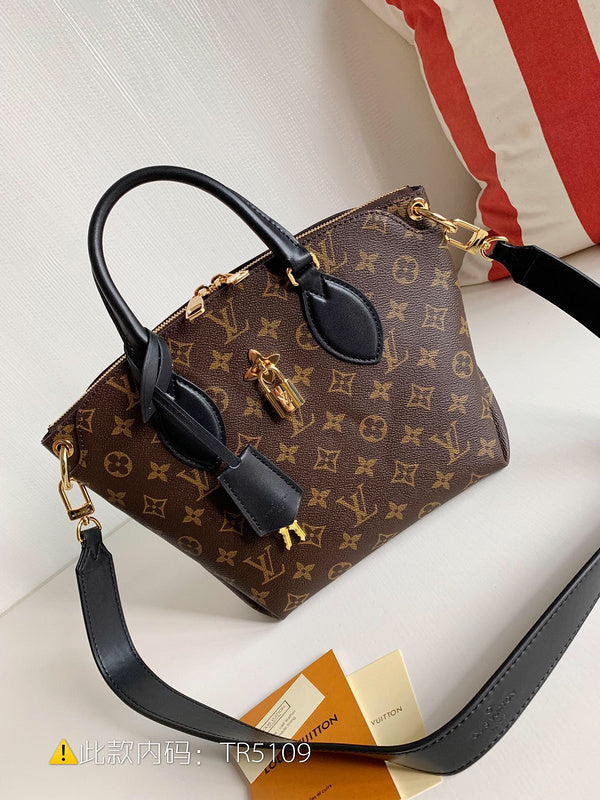 Luxurious Totes - Latest - 2362