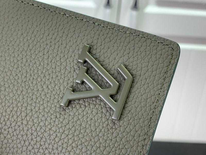 LOV - Luxurious Totes - 501