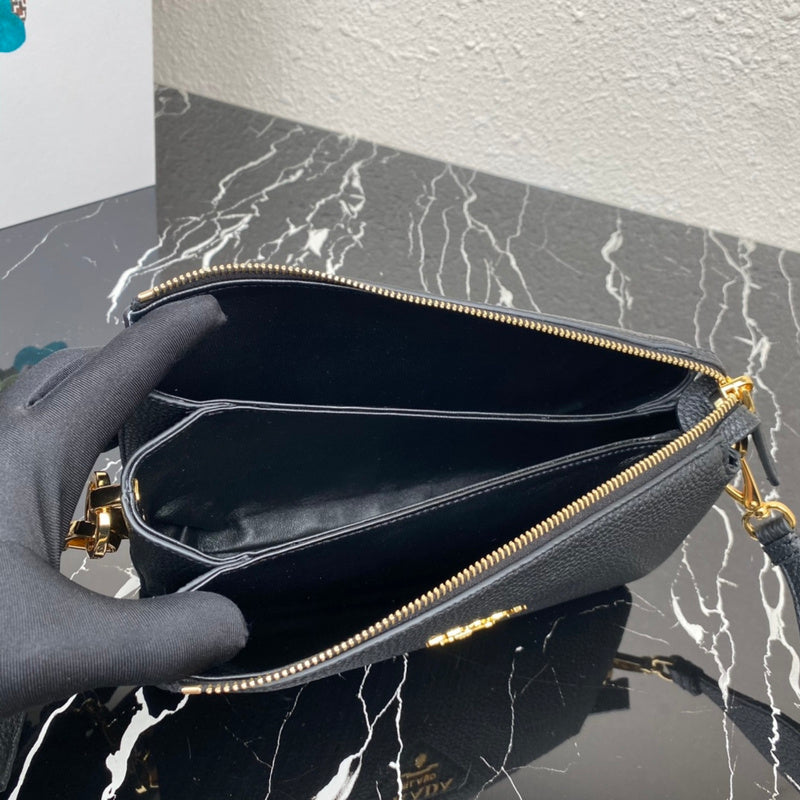 PDA - Luxurious Totes - 061