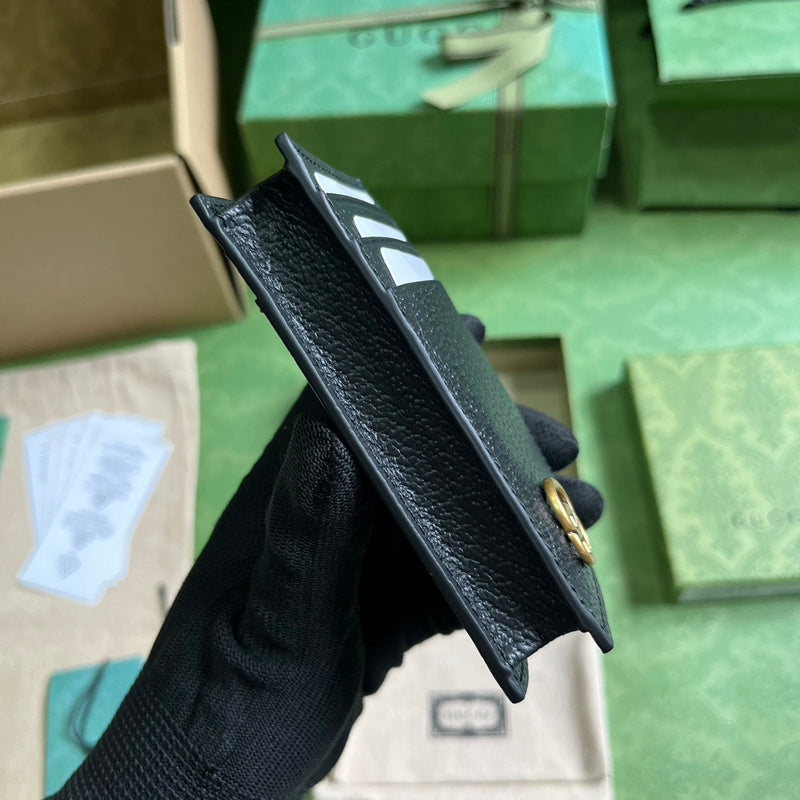 GUI - Luxurious Totes - 122