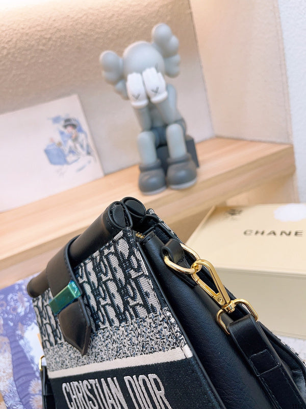 Luxurious Totes - DOR2 Bags - 115
