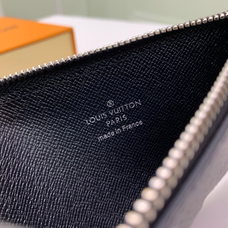Luxurious Totes - Latest - 661