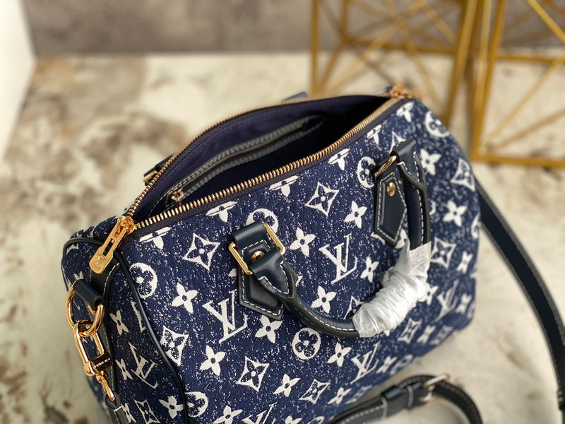 LOV - Luxurious Totes - 2078