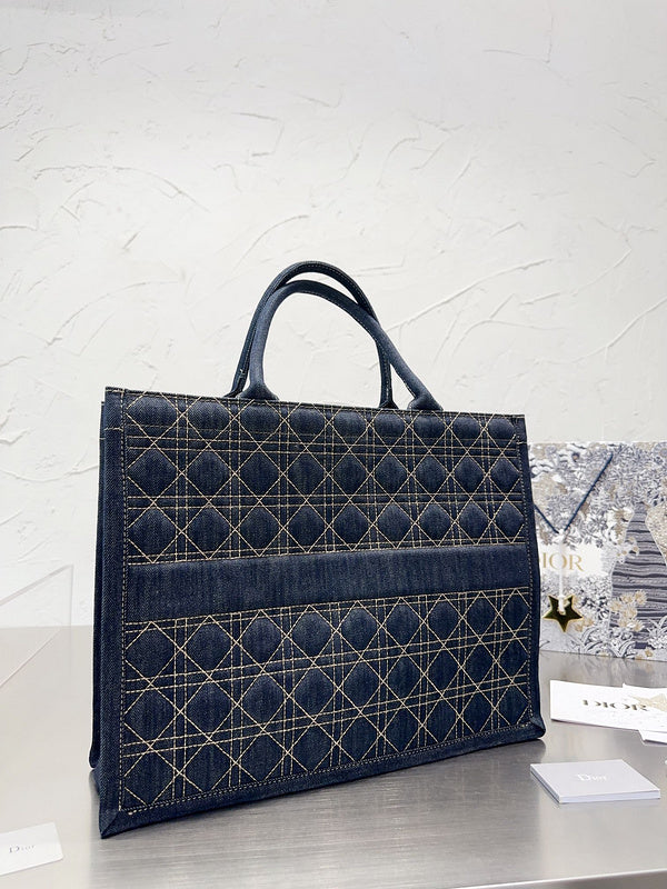 Luxurious Totes - DOR2 Bags - 090