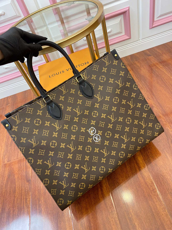 LOV - Luxurious Totes - 2662