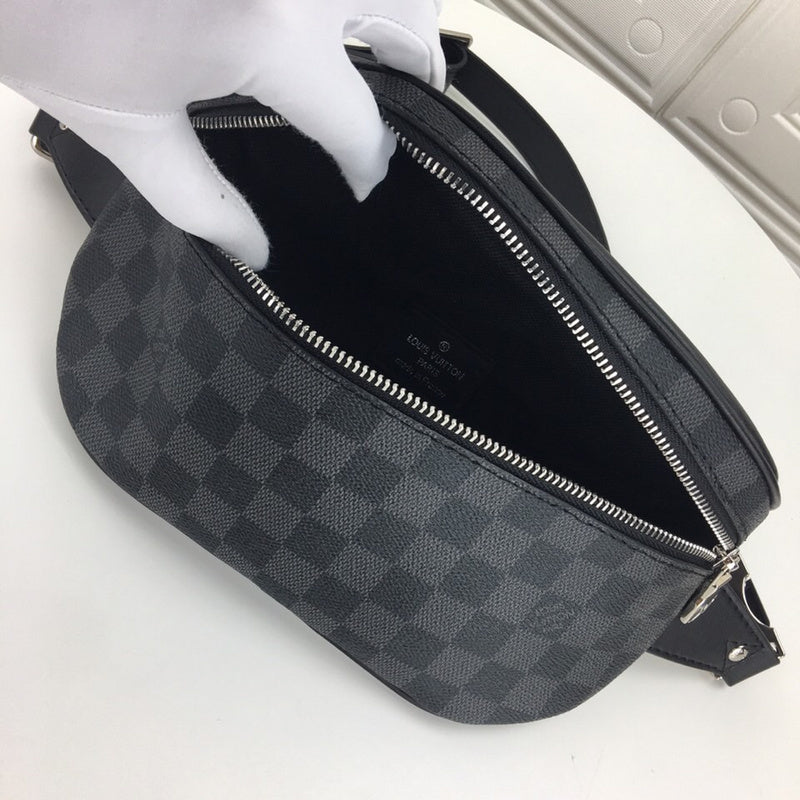 LOV - Luxurious Totes - 2368