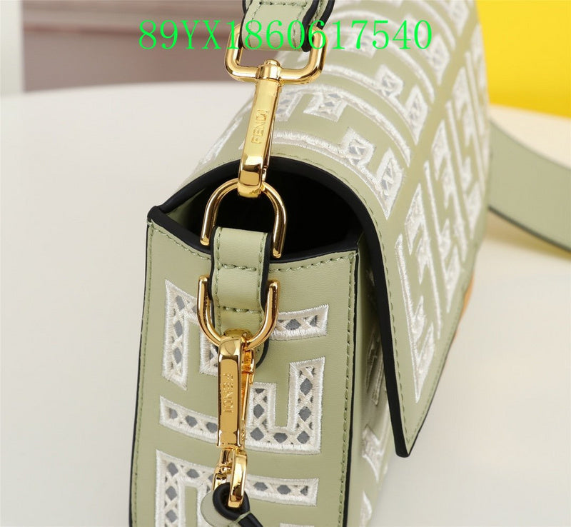GC - Shoulder - 2990