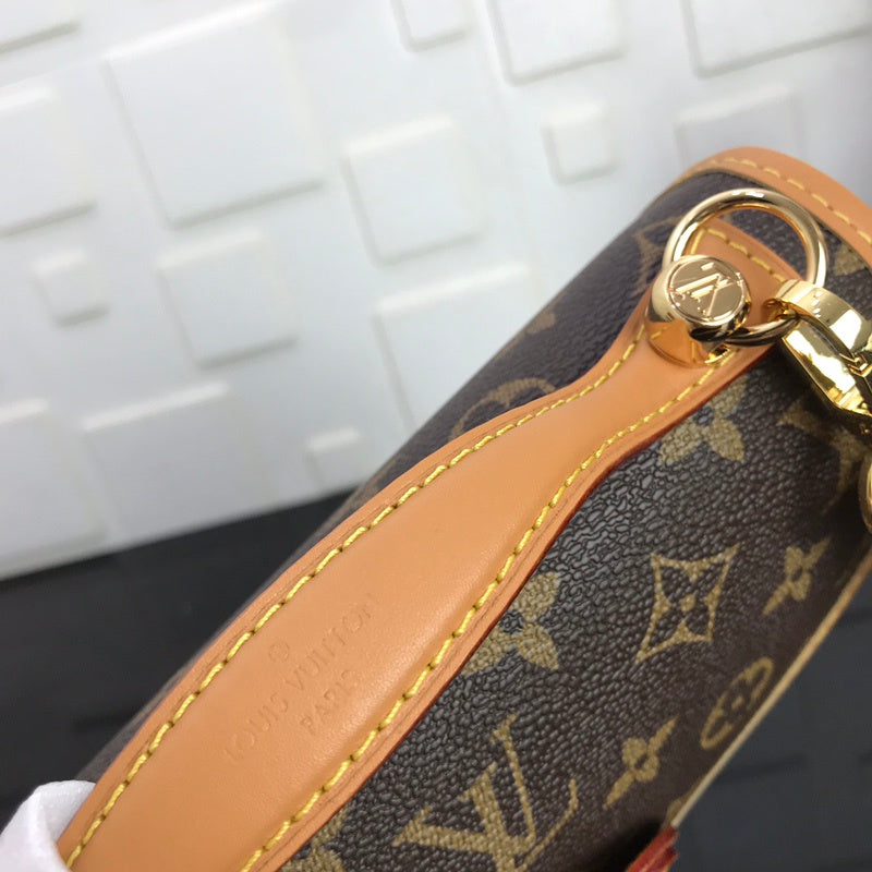 Luxurious Totes - Latest - 1597