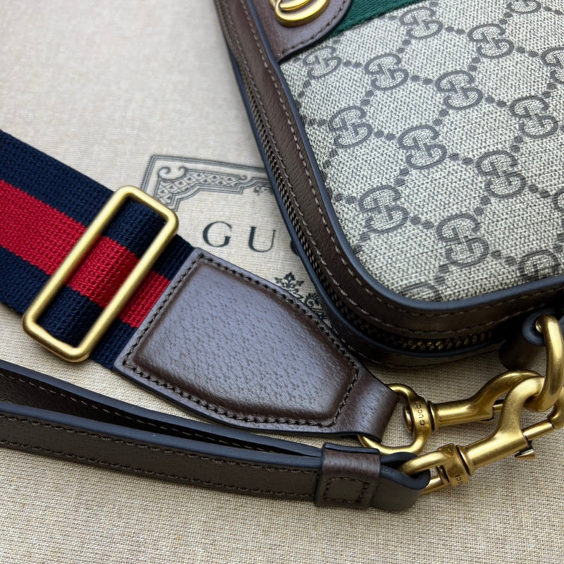 GUI - Luxurious Totes - 040