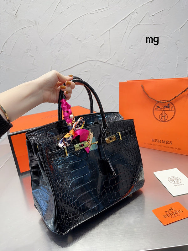 Luxurious Totes - HMS3 Bags - 029