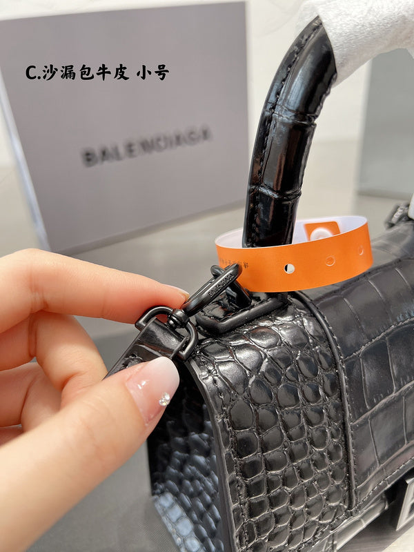 Luxurious Totes - BGA2 Bags - 105