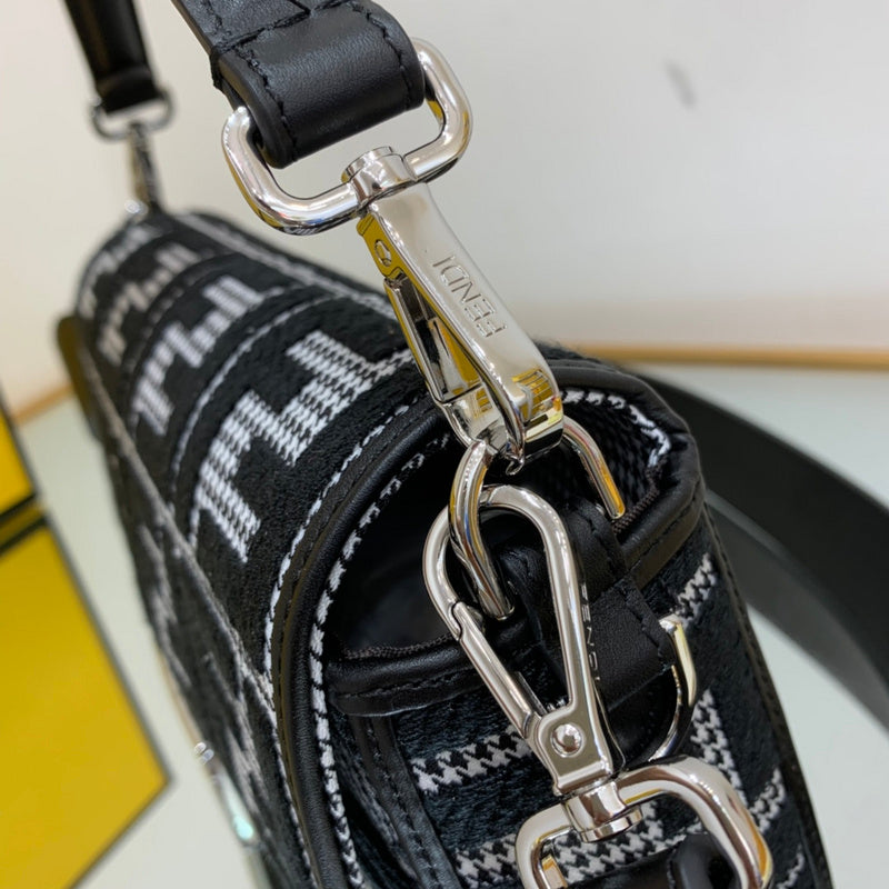 Luxurious Totes - Latest - 11371