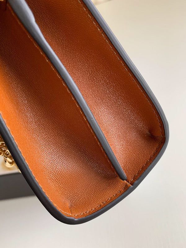 Luxurious Totes - Latest - 10093