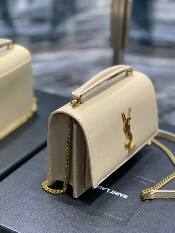 Luxurious Totes - Latest - 8235