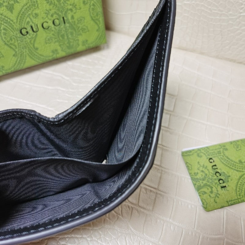 GUI - Luxurious Totes - 943