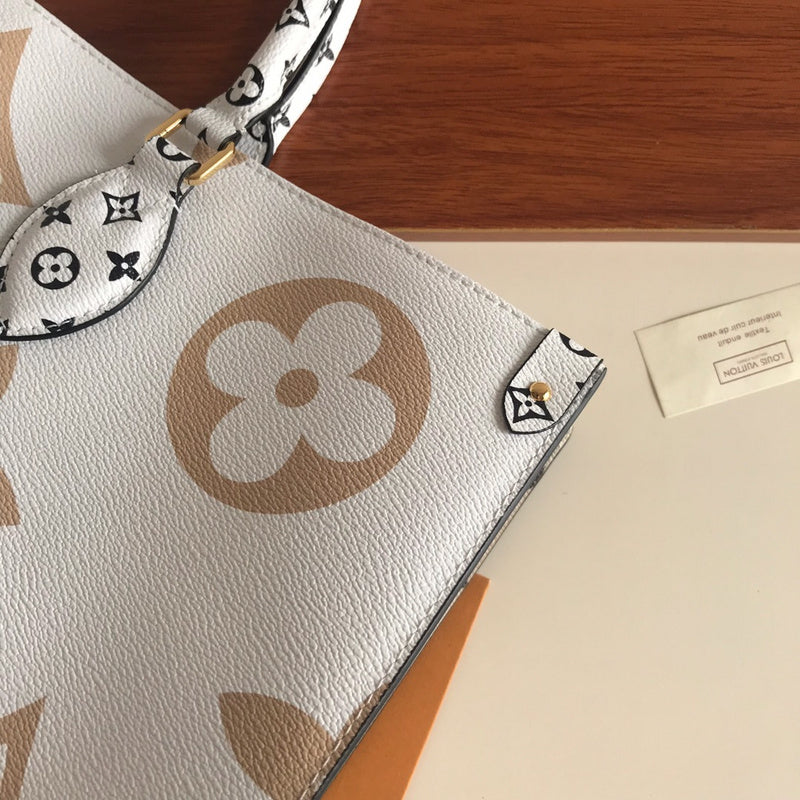 LOV - Luxurious Totes - 2241