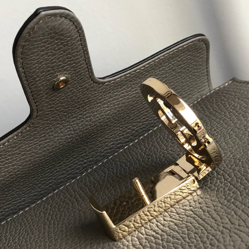Luxurious Totes - Latest - 9858