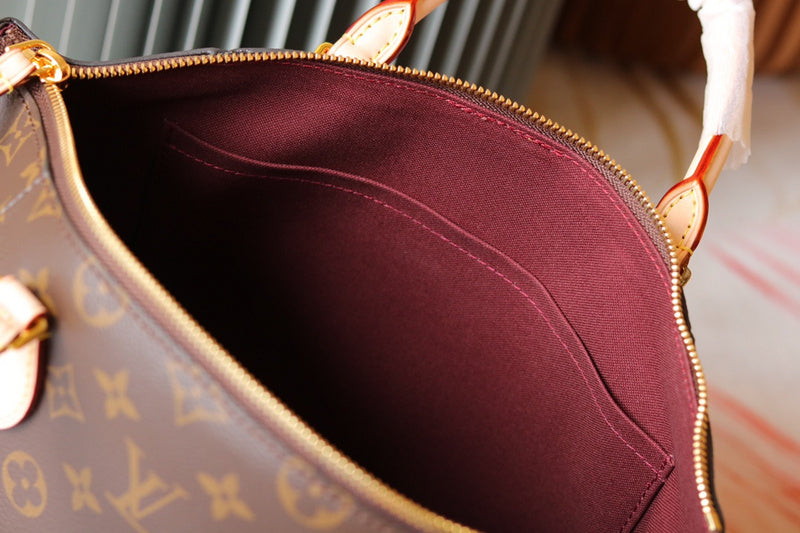 LOV - Luxurious Totes - 1801
