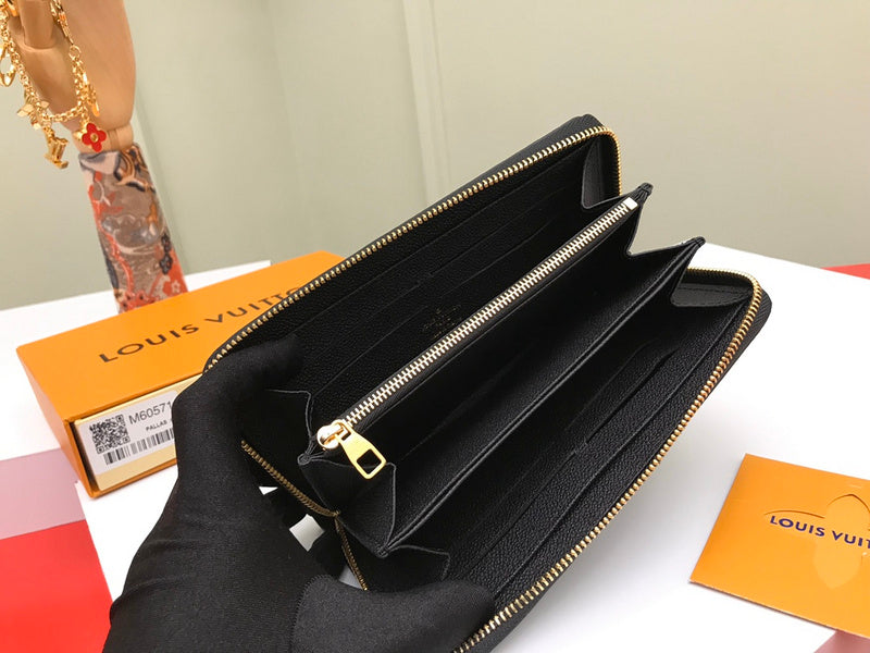 Luxurious Totes - Latest - 741