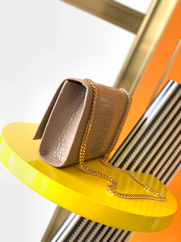 Luxurious Totes - Latest - 8107