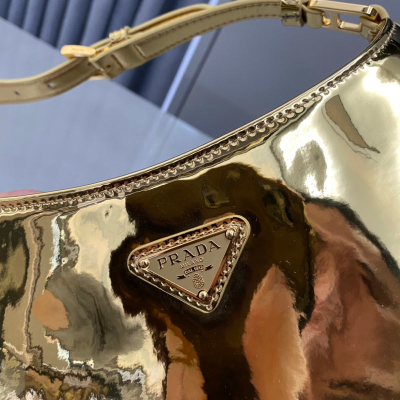 PDA - Luxurious Totes - 046