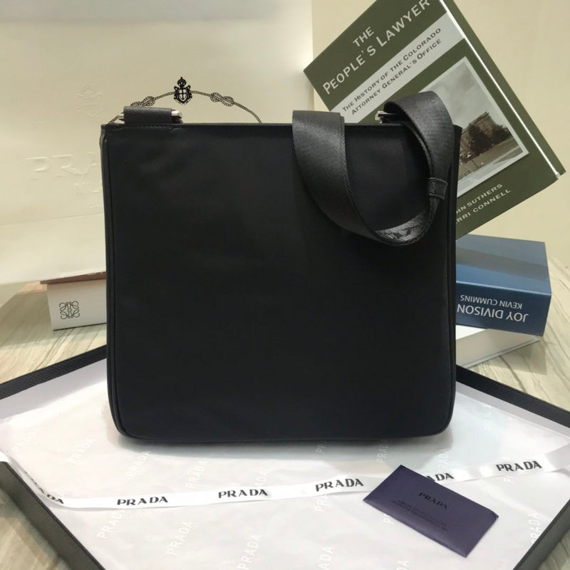 PDA - Luxurious Totes - 013