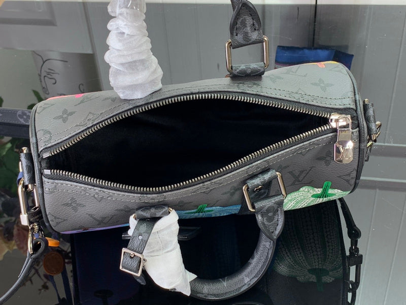 LOV - Luxurious Totes - 494