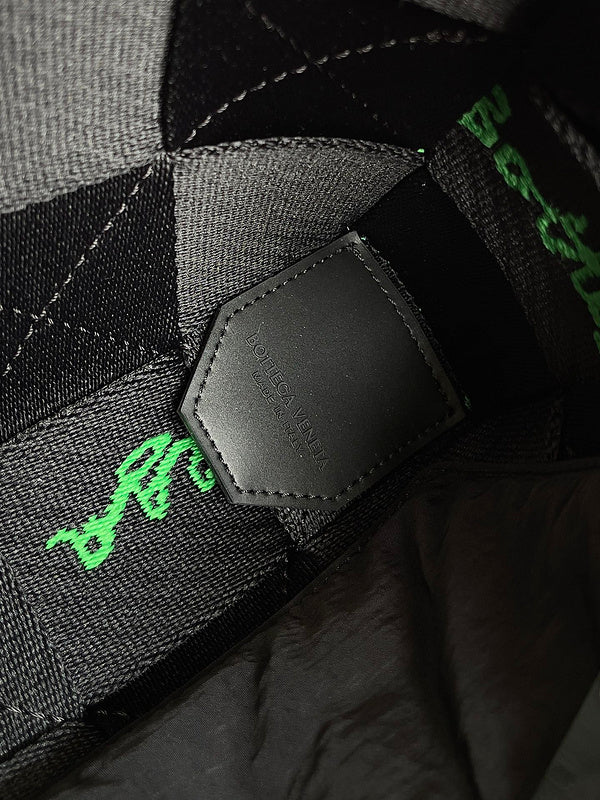 Luxurious Totes - Latest - 6963