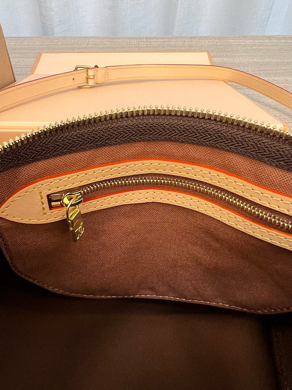 LOV - Luxurious Totes - 1636