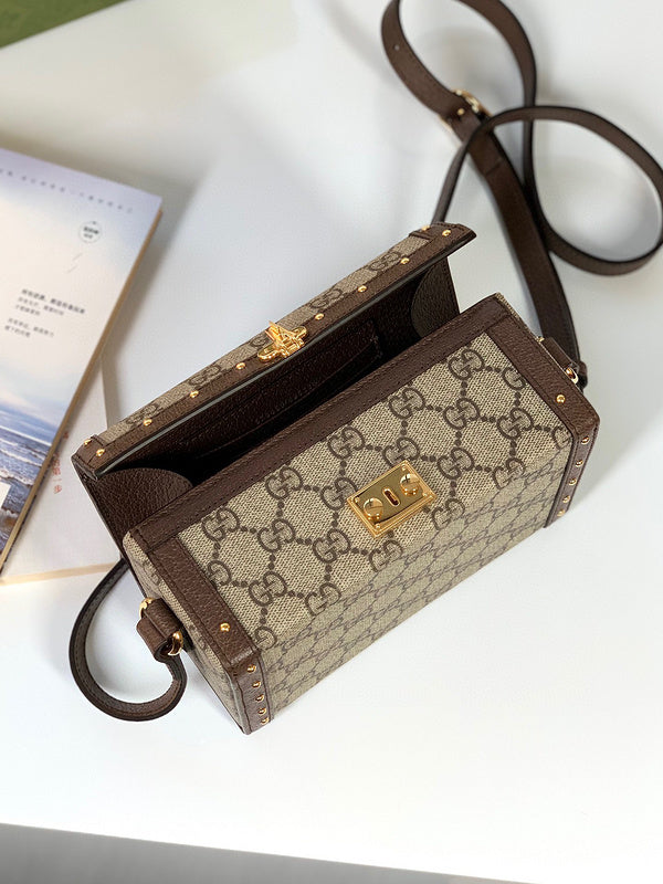 GUI - Luxurious Totes - 149