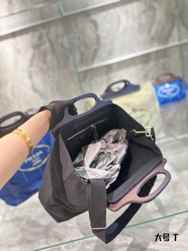 Luxurious Totes - PDA3 Bags - 241