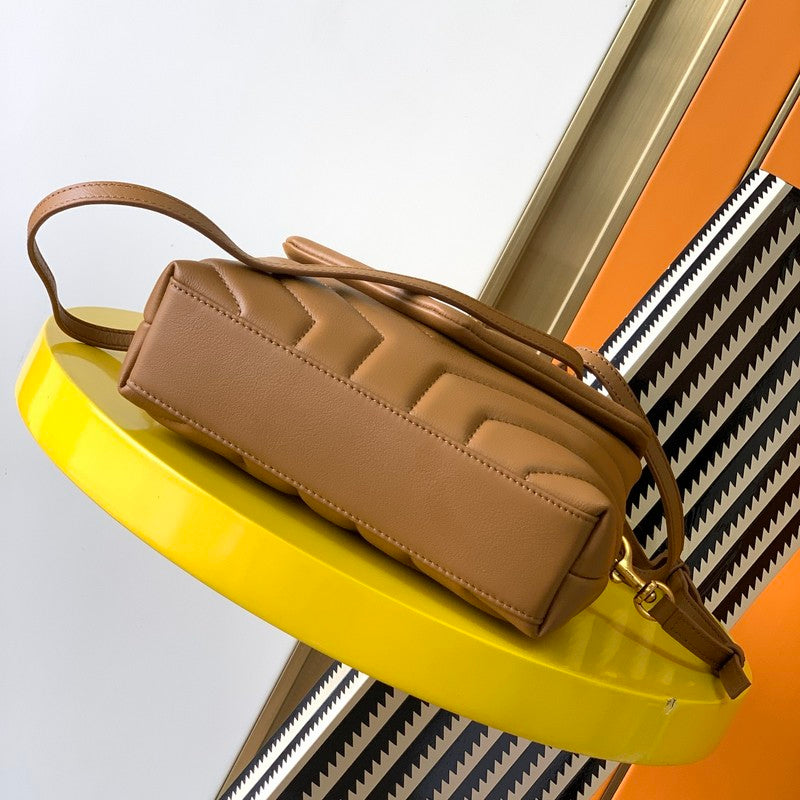 Luxurious Totes - Latest - 8135