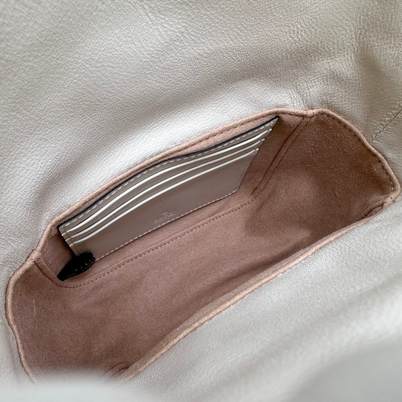 GUI - Luxurious Totes - 088