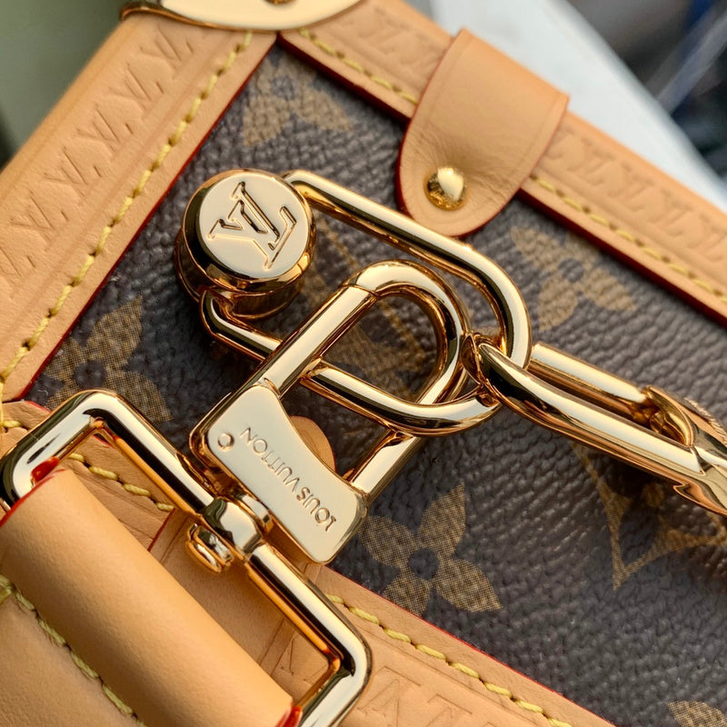 LOV - Luxurious Totes - 363