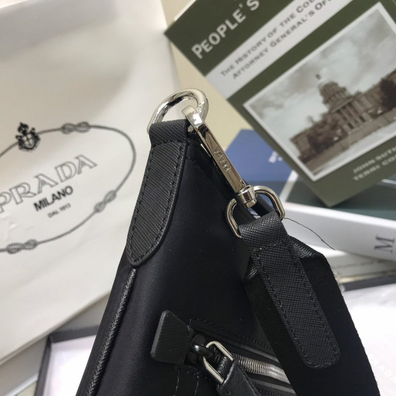 PDA - Luxurious Totes - 010