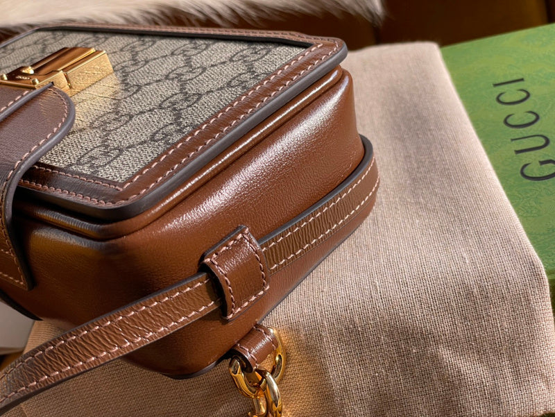 GUI - Luxurious Totes - 725