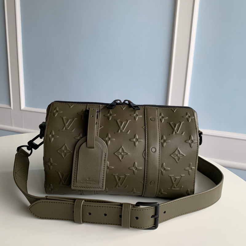 LOV - Luxurious Totes - 2378