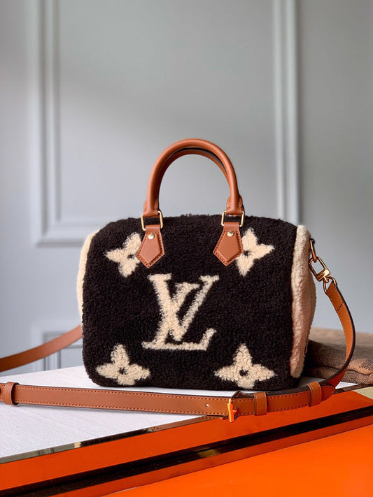 Luxurious Totes - Latest - 9673