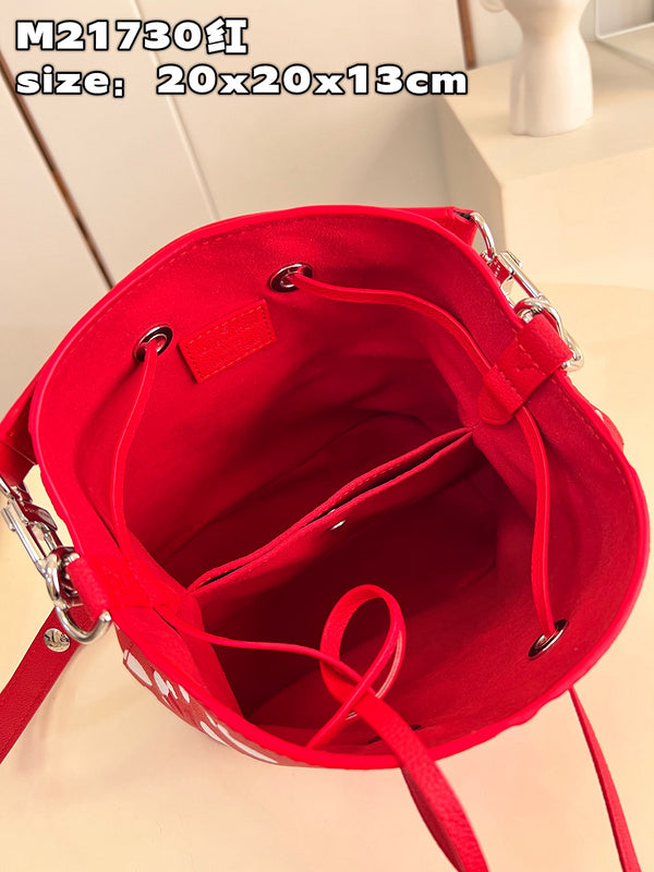LOV - Luxurious Totes - 773