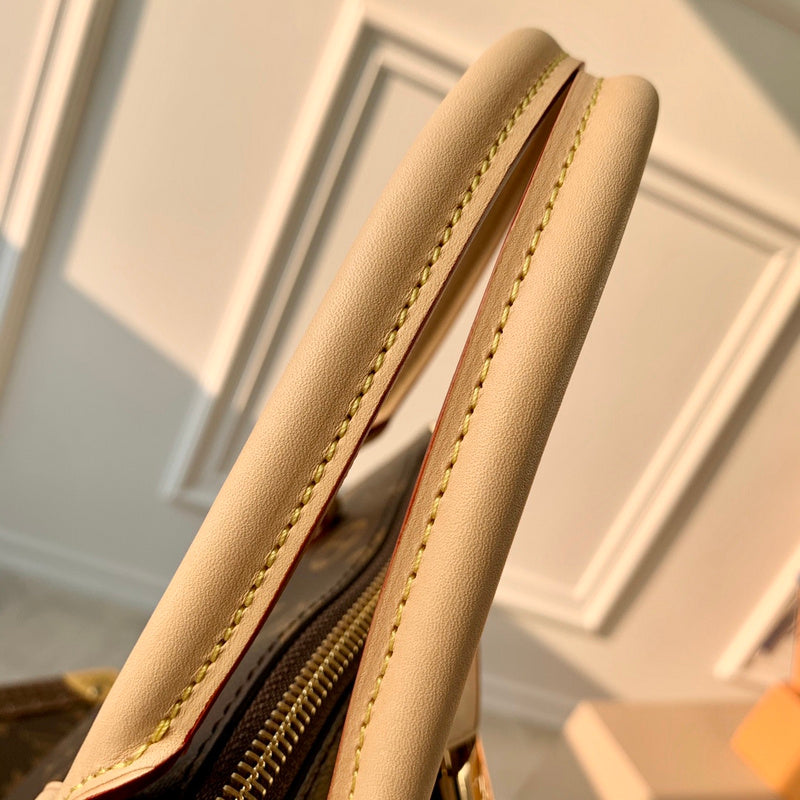 LOV - Luxurious Totes - 1455
